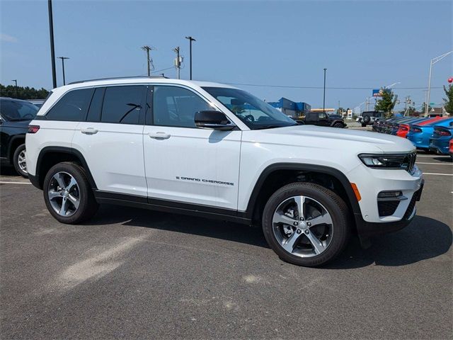 2023 Jeep Grand Cherokee 4xe Base