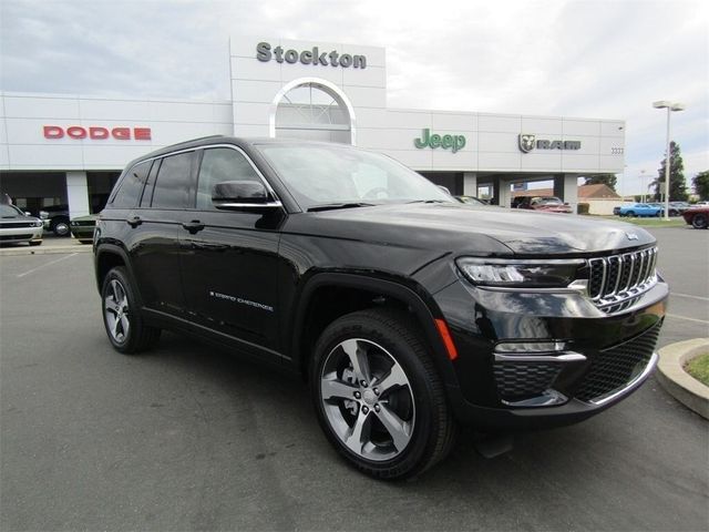 2023 Jeep Grand Cherokee 4xe Base