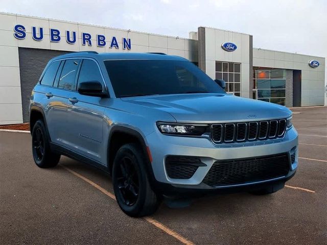 2023 Jeep Grand Cherokee Laredo X