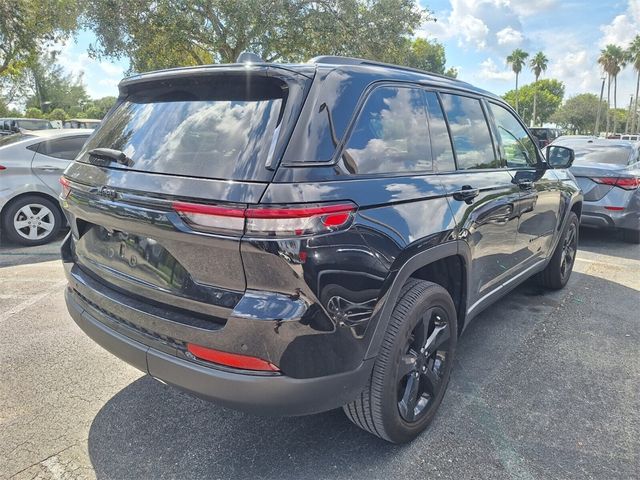 2023 Jeep Grand Cherokee Altitude