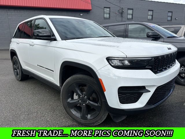 2023 Jeep Grand Cherokee Altitude