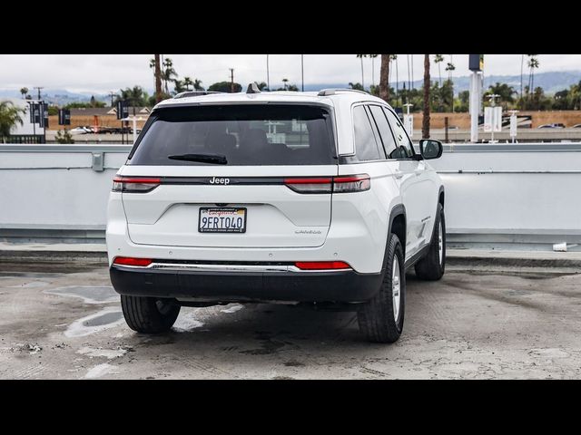 2023 Jeep Grand Cherokee Laredo