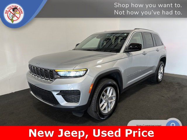 2023 Jeep Grand Cherokee Laredo