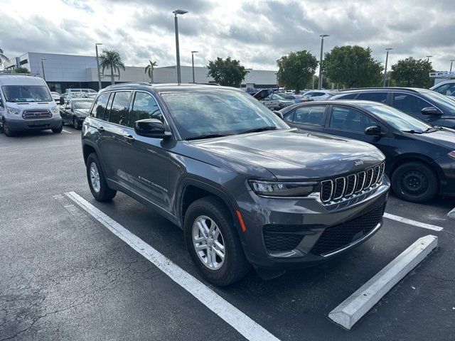 2023 Jeep Grand Cherokee Laredo