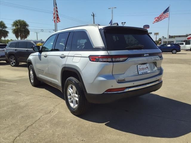 2023 Jeep Grand Cherokee Laredo