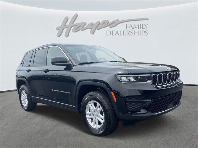 2023 Jeep Grand Cherokee Laredo