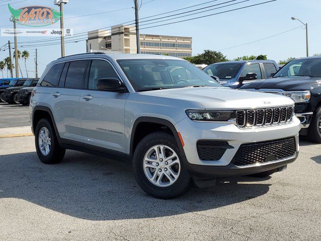 2023 Jeep Grand Cherokee Laredo