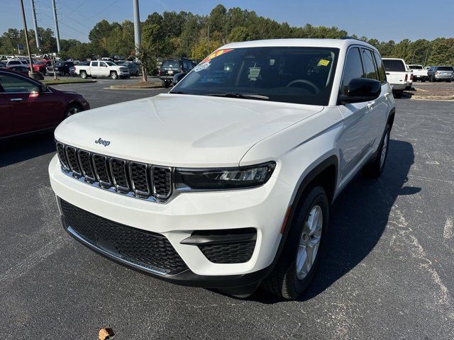 2023 Jeep Grand Cherokee Laredo