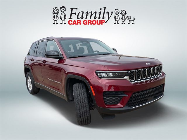 2023 Jeep Grand Cherokee Laredo