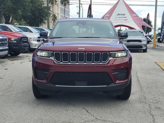 2023 Jeep Grand Cherokee Laredo