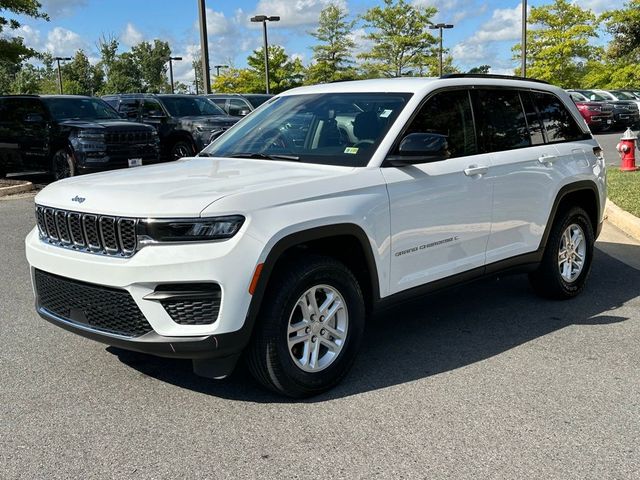 2023 Jeep Grand Cherokee Laredo