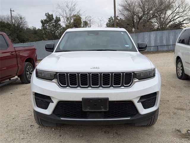 2023 Jeep Grand Cherokee Laredo