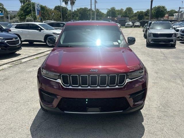 2023 Jeep Grand Cherokee Laredo