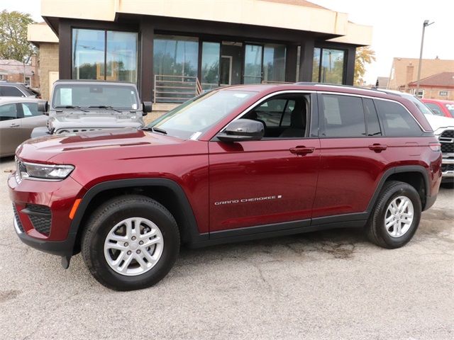 2023 Jeep Grand Cherokee Laredo