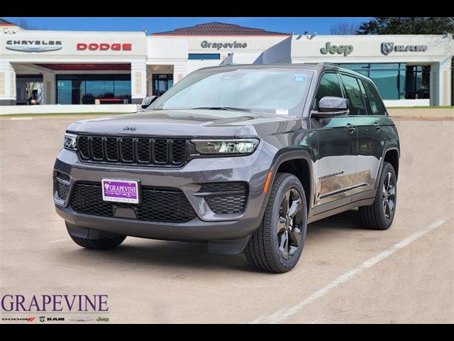 2023 Jeep Grand Cherokee Altitude