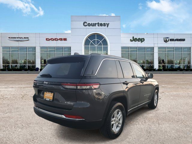 2023 Jeep Grand Cherokee Laredo