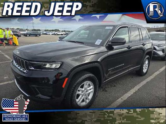 2023 Jeep Grand Cherokee Laredo