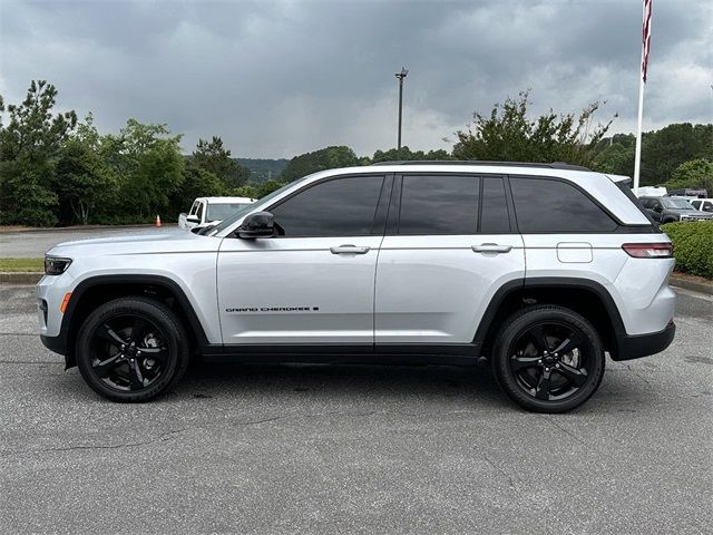 2023 Jeep Grand Cherokee Altitude