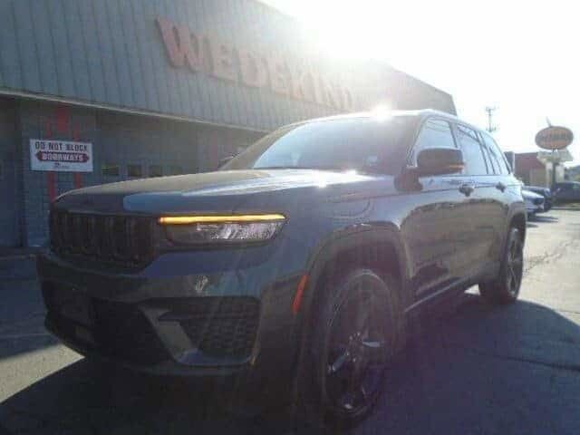 2023 Jeep Grand Cherokee Altitude