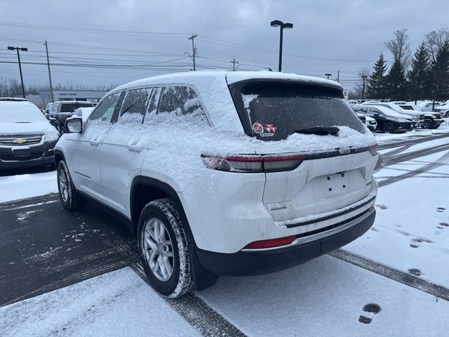 2023 Jeep Grand Cherokee Laredo