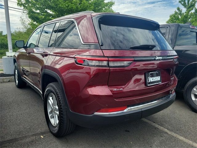 2023 Jeep Grand Cherokee Laredo