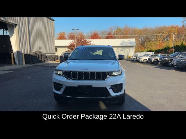 2023 Jeep Grand Cherokee Laredo