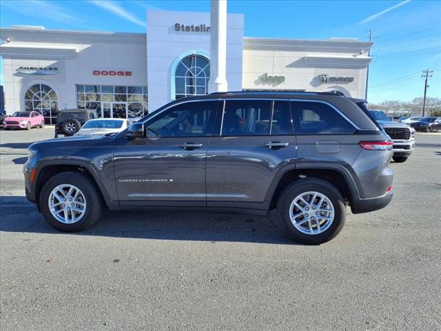 2023 Jeep Grand Cherokee Laredo