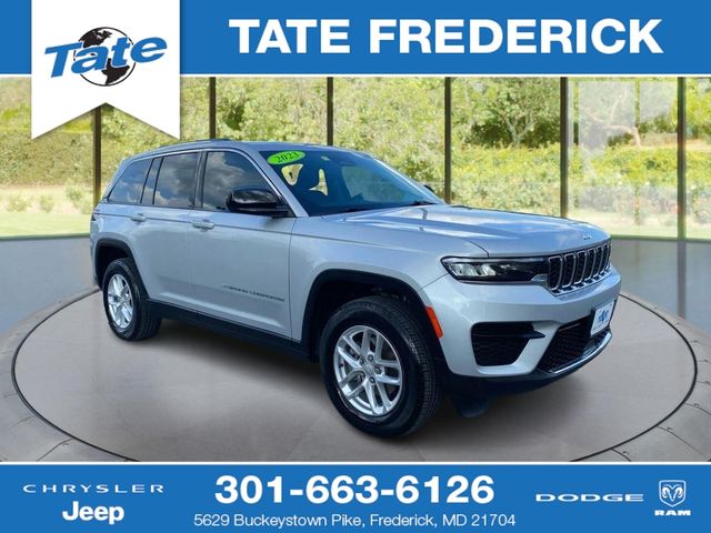 2023 Jeep Grand Cherokee Laredo