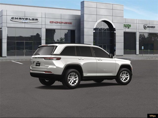 2023 Jeep Grand Cherokee Laredo