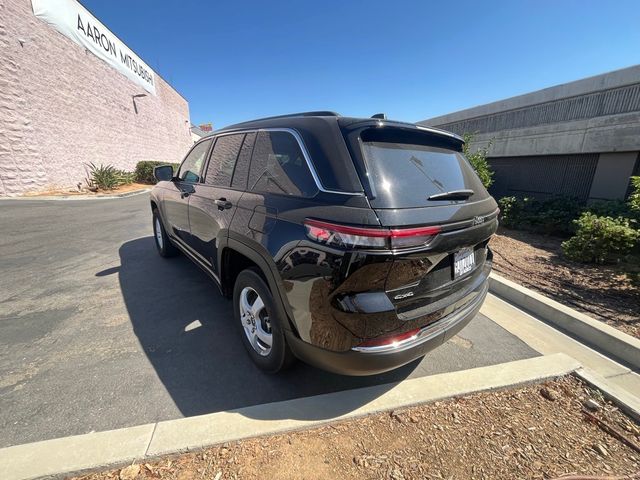 2023 Jeep Grand Cherokee Laredo