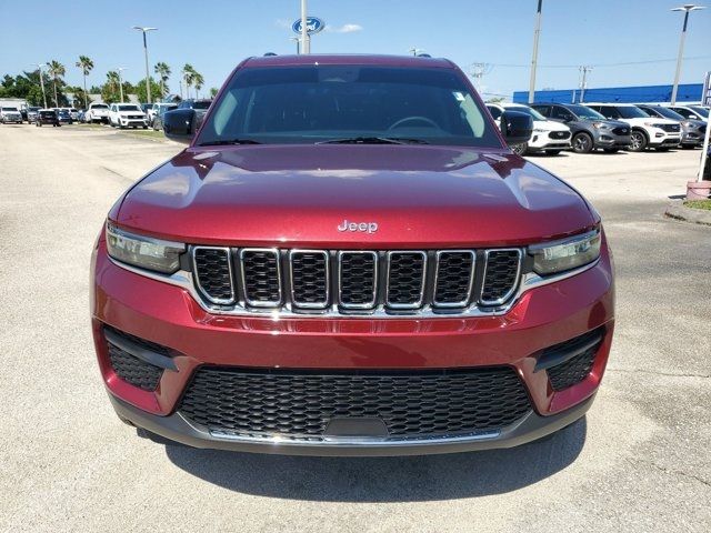 2023 Jeep Grand Cherokee Laredo