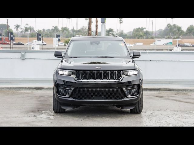 2023 Jeep Grand Cherokee Laredo