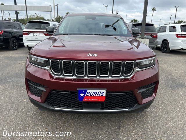 2023 Jeep Grand Cherokee Laredo