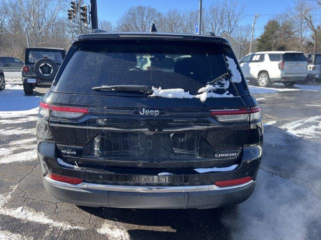 2023 Jeep Grand Cherokee Laredo