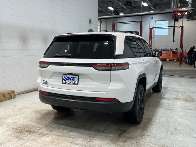 2023 Jeep Grand Cherokee Altitude