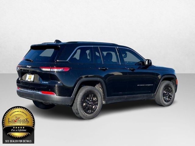 2023 Jeep Grand Cherokee Laredo