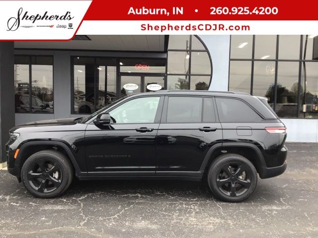 2023 Jeep Grand Cherokee Altitude