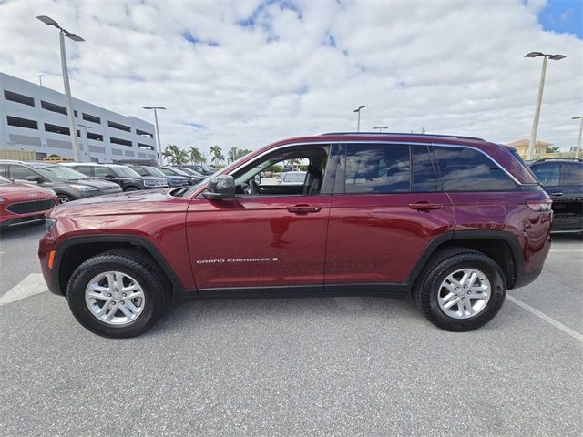 2023 Jeep Grand Cherokee Laredo