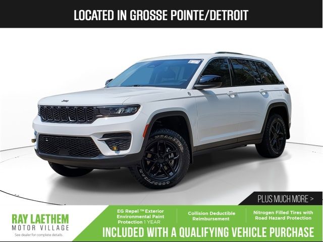 2023 Jeep Grand Cherokee Laredo