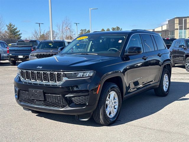 2023 Jeep Grand Cherokee Laredo