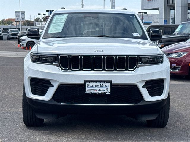 2023 Jeep Grand Cherokee Laredo