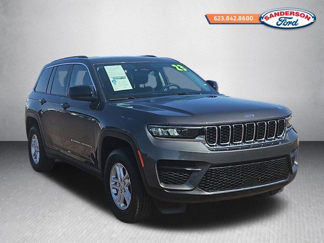 2023 Jeep Grand Cherokee Laredo