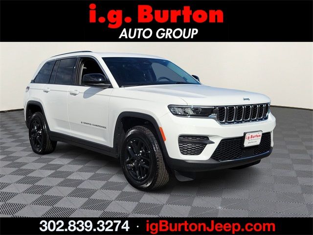 2023 Jeep Grand Cherokee Laredo