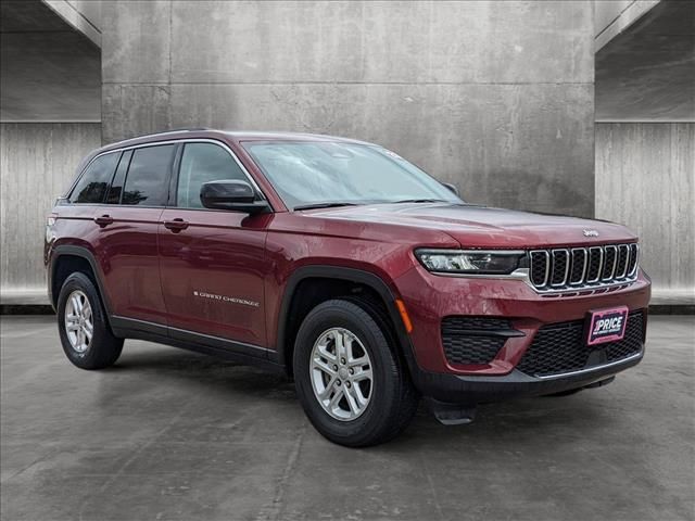 2023 Jeep Grand Cherokee Laredo