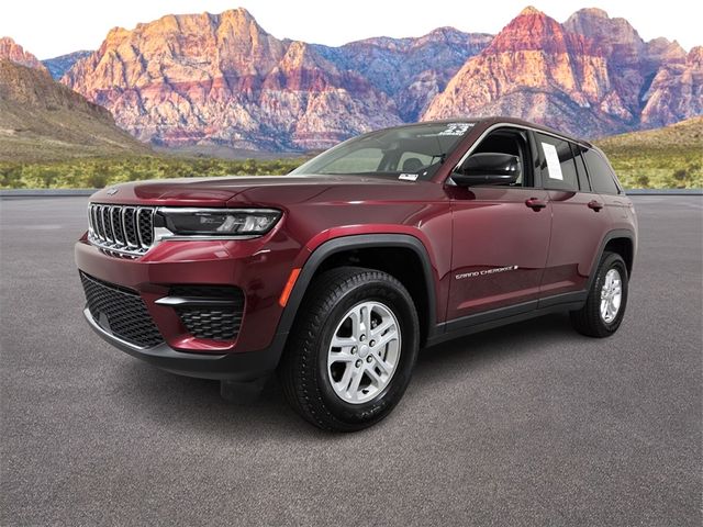 2023 Jeep Grand Cherokee Laredo