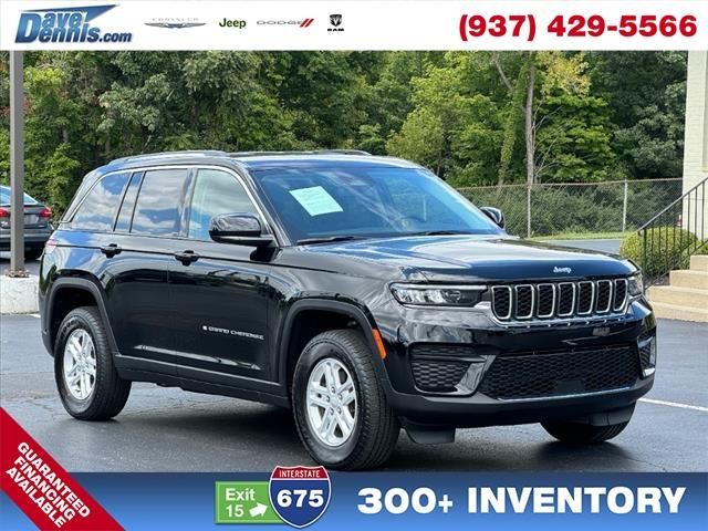 2023 Jeep Grand Cherokee Laredo