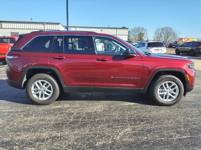 2023 Jeep Grand Cherokee Laredo