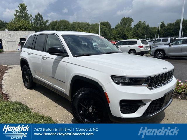 2023 Jeep Grand Cherokee Laredo