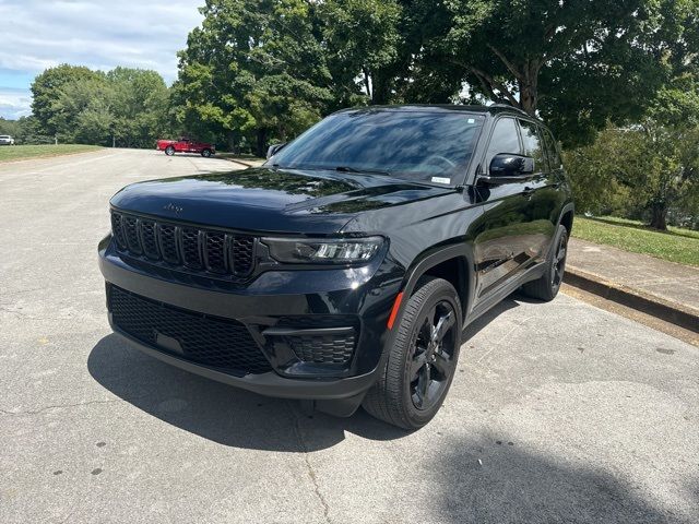 2023 Jeep Grand Cherokee Altitude