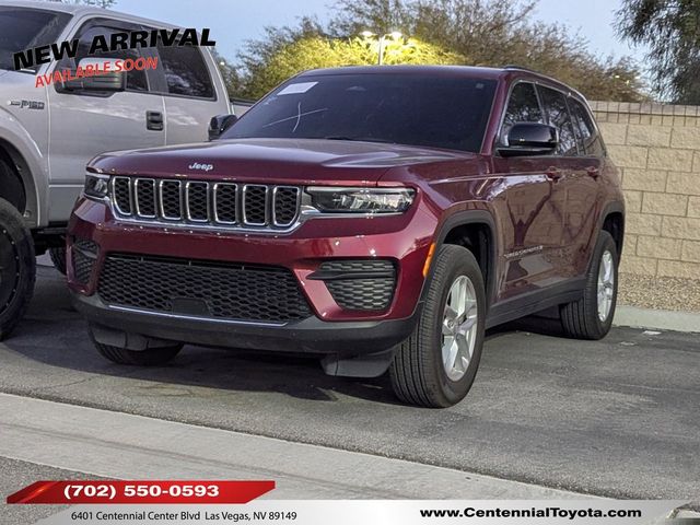 2023 Jeep Grand Cherokee Laredo